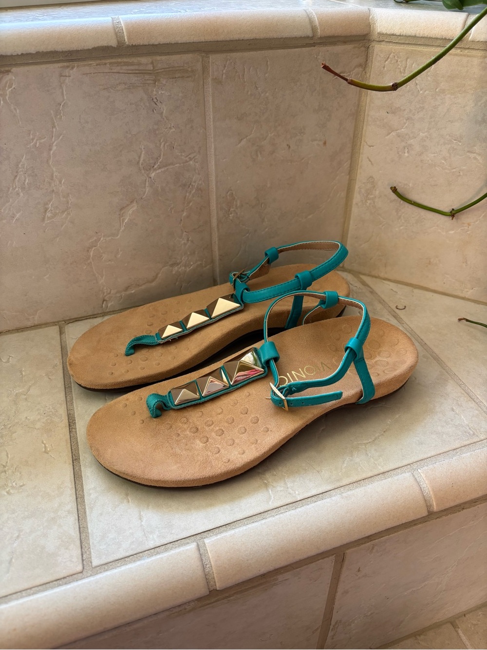 Vionic Teal T-Strap Sandals with Gold Pyramid Studs